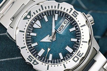 济南欧米茄表有雾气维修